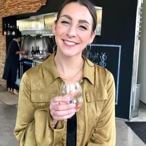 Meet your Posher, Lyssa